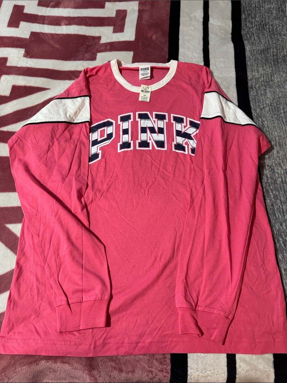 ✨NWT  PINK Long Sleeve Logo Tee in Bright Pink & White